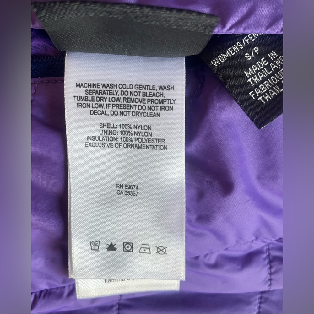 Mountain Hardware Reversible Jacket, Wms Small - image 4